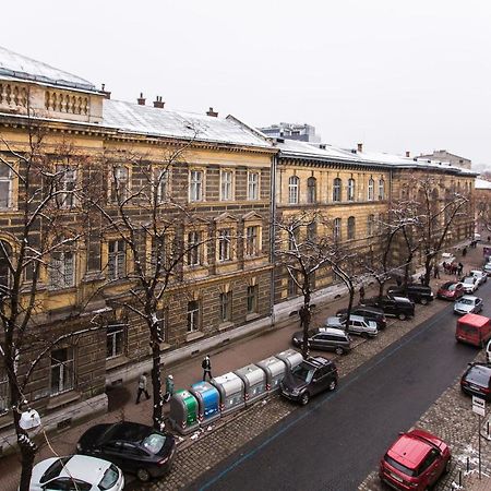 Avangard Qn Romana 26 Apart Lviv Kültér fotó